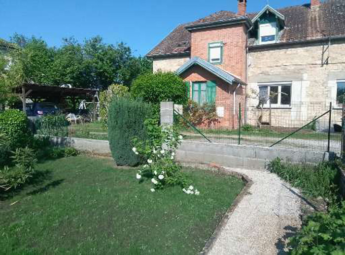 cloture-sur-muret-maison